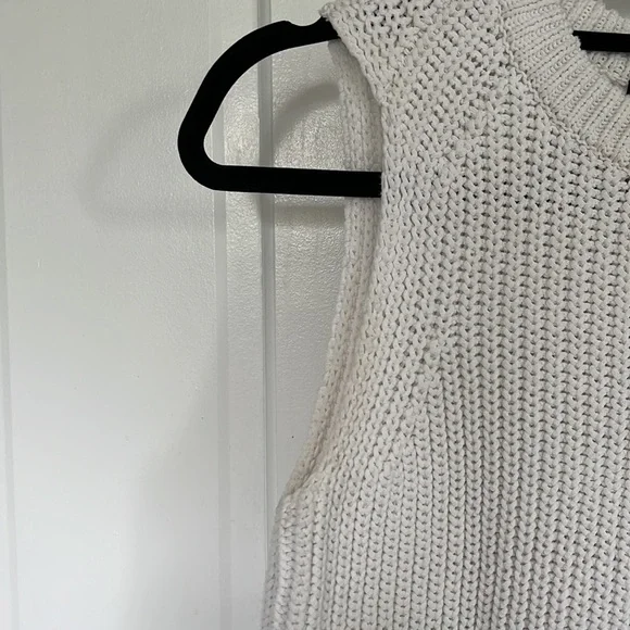 JCrew Scalloped Edge Cotton Knit Tank Top Crew Neck White - Picture 2 of 4